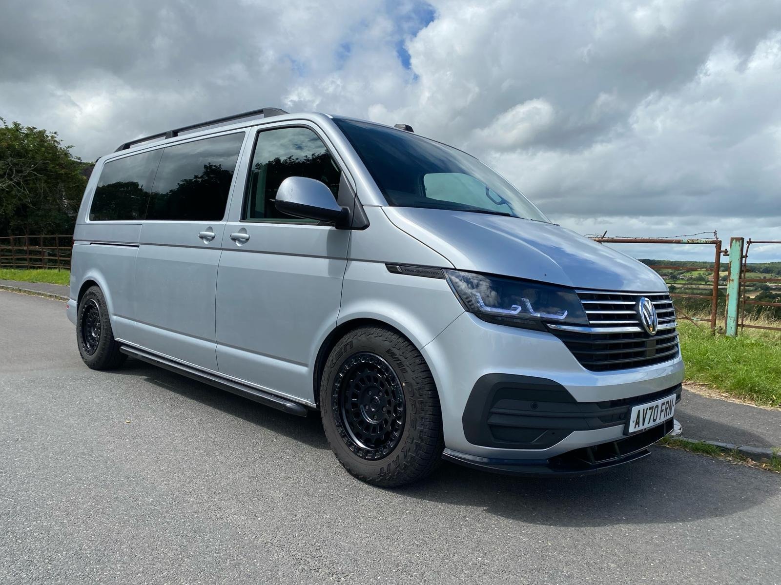 Volkswagen Transporter Shuttle 9 Seater