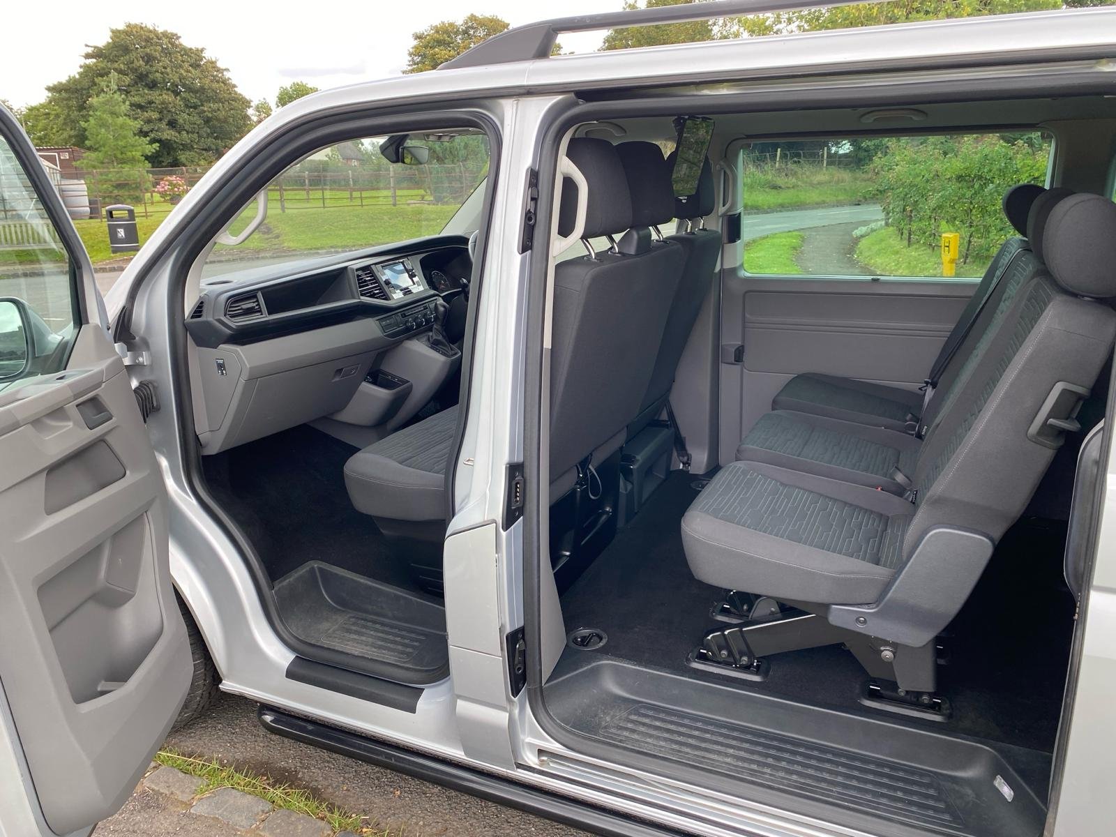 Volkswagen Transporter Shuttle 9 Seater